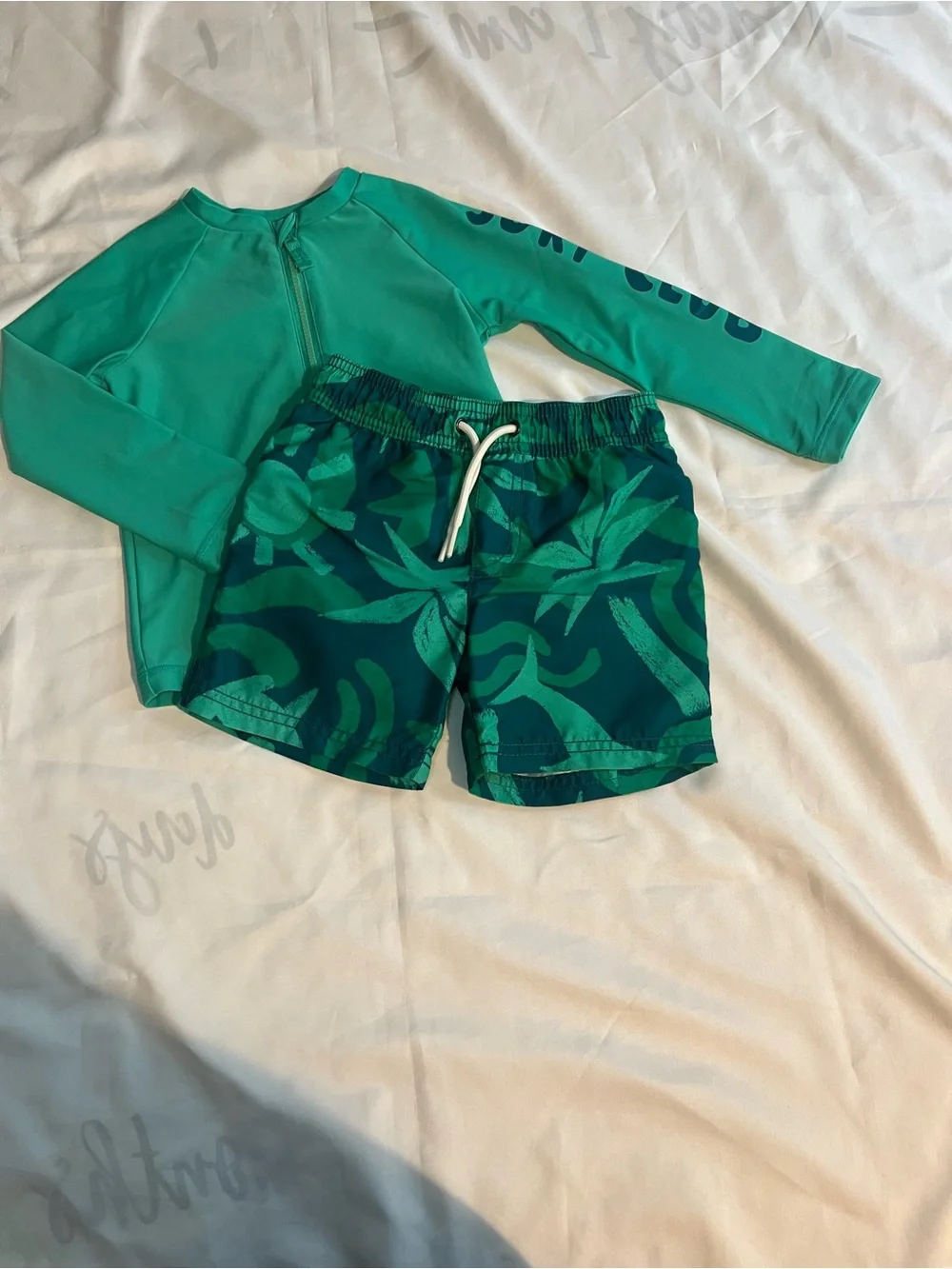 Carter's Green Rash Guard and Tropical Swim Trunk Set Size 2T